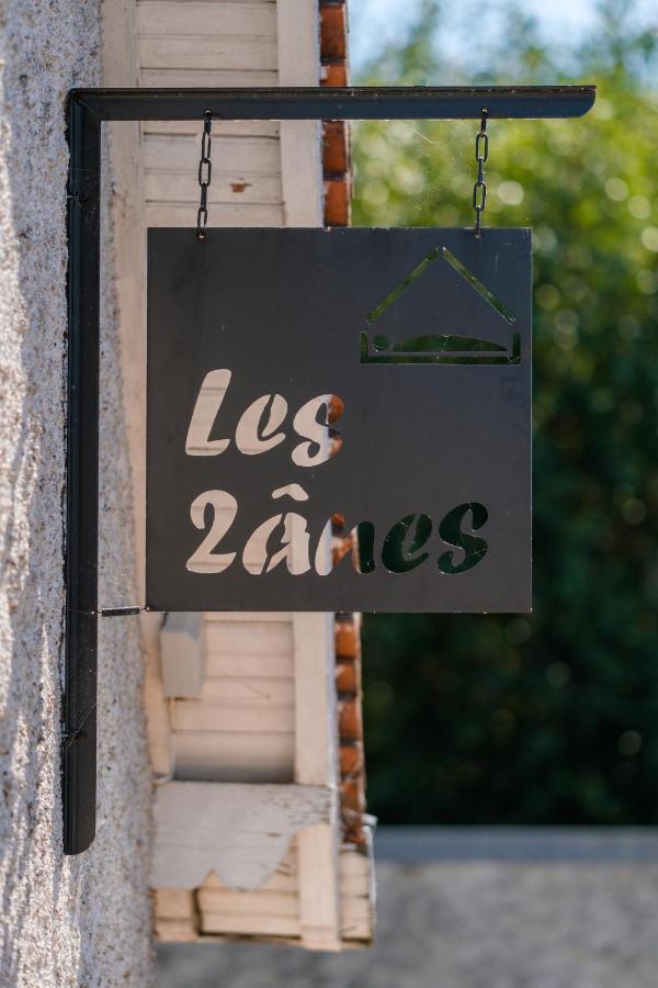 Les Deux Anes Bed & Breakfast Veuves Exterior photo